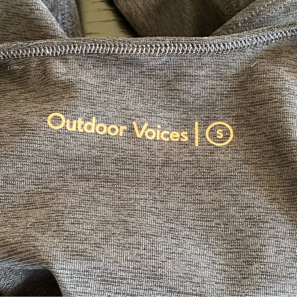 Outdoor Voices Slashback Black Crop Top Athletic Sport Bra Size Small S Charcoal - Picture 7 of 7